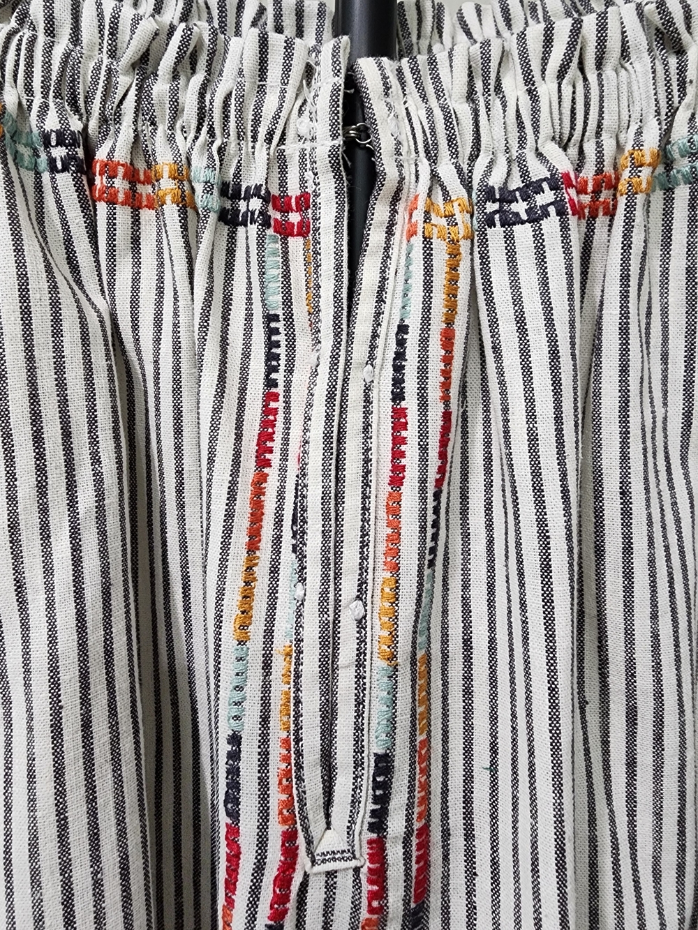 Knox Rose Black-and-White Striped Off-Shoulder Dress Embroidered Accents - Picture 5 of 11